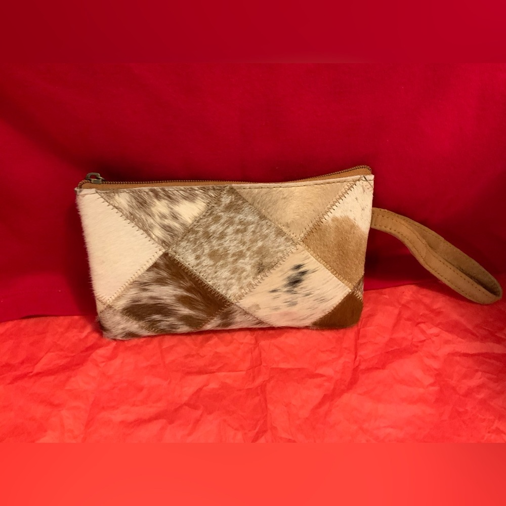 WRISTLET BY THE ROYAL STANDARD